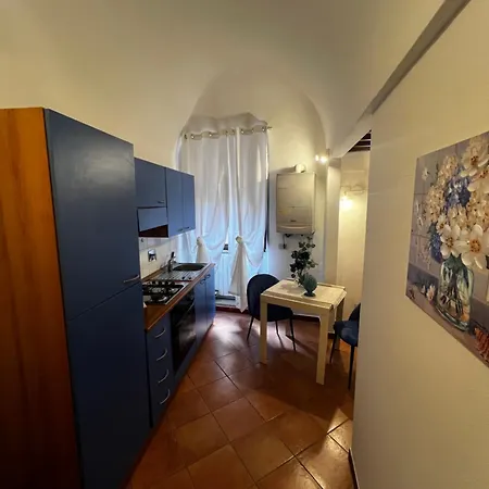 Appartamento Vicolo 17 *